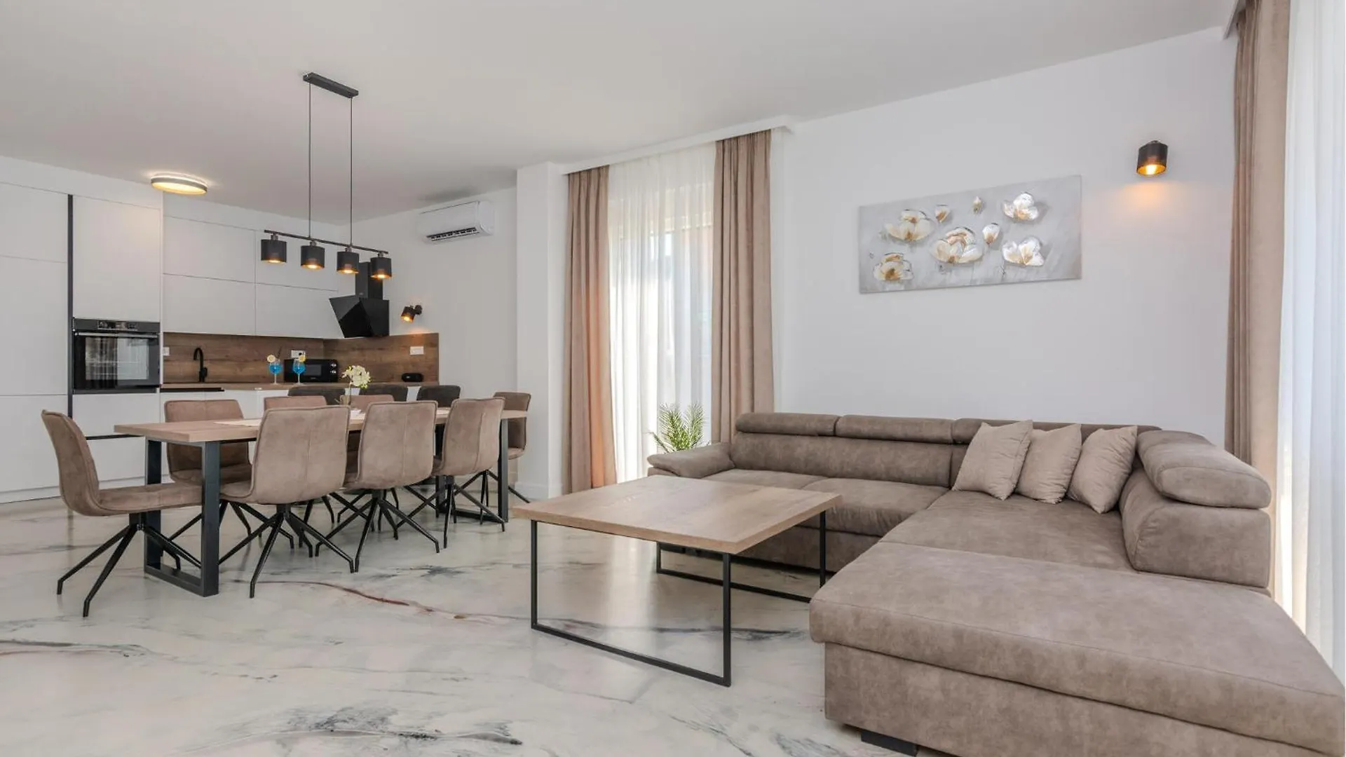 Lovely Home In Vrsi With Wifi Nyaraló